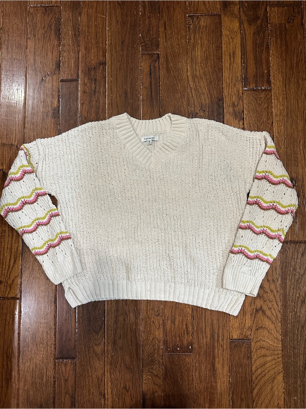 Francesca’s Cream V-Neck Sweater with Pink & Green Wave Sleeves size M